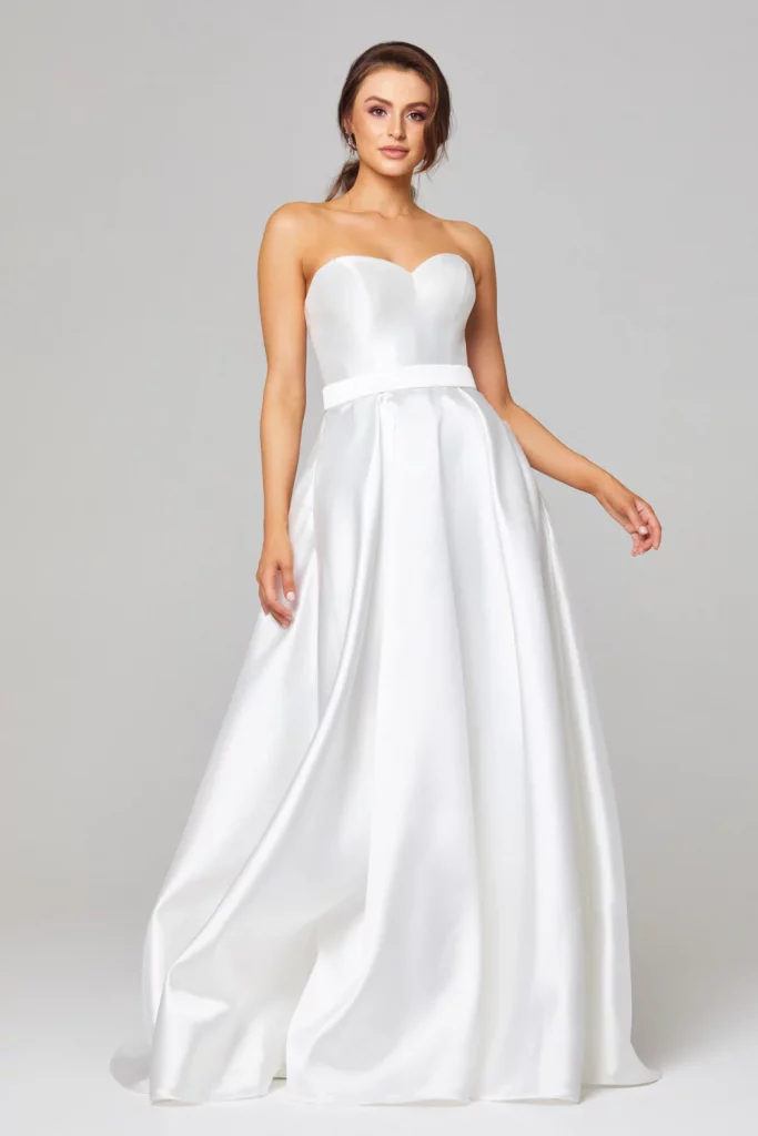 TC303 Tania Olsen Couture Demi Wedding dress / Bridal gown $850